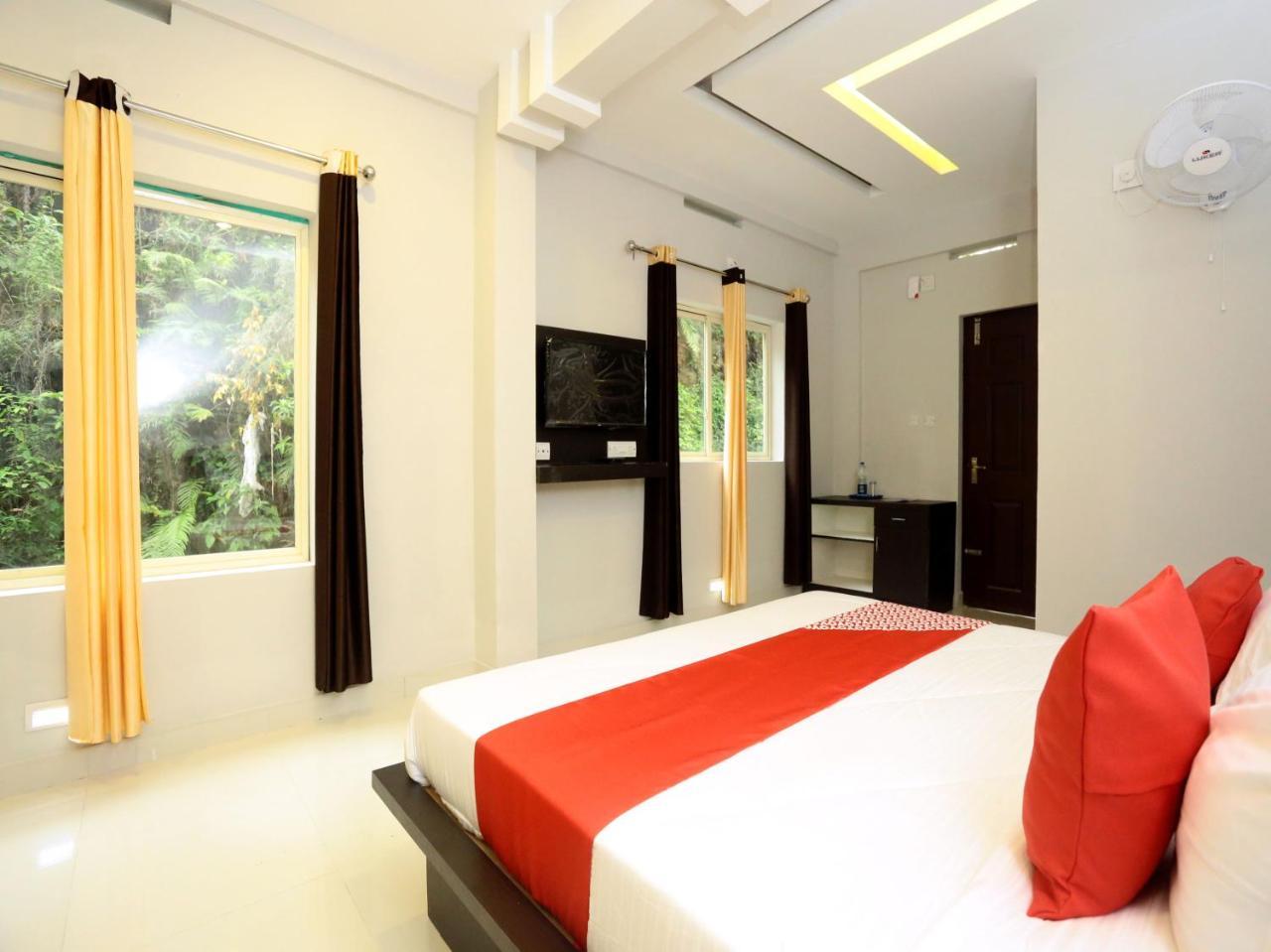 Oyo 12978 Igloo Residency Hotel Vithiri Kültér fotó