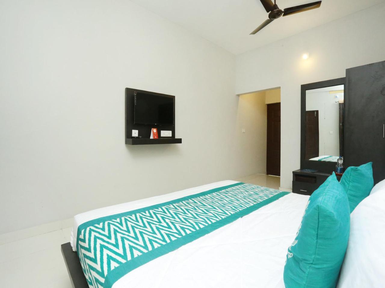 Oyo 12978 Igloo Residency Hotel Vithiri Kültér fotó