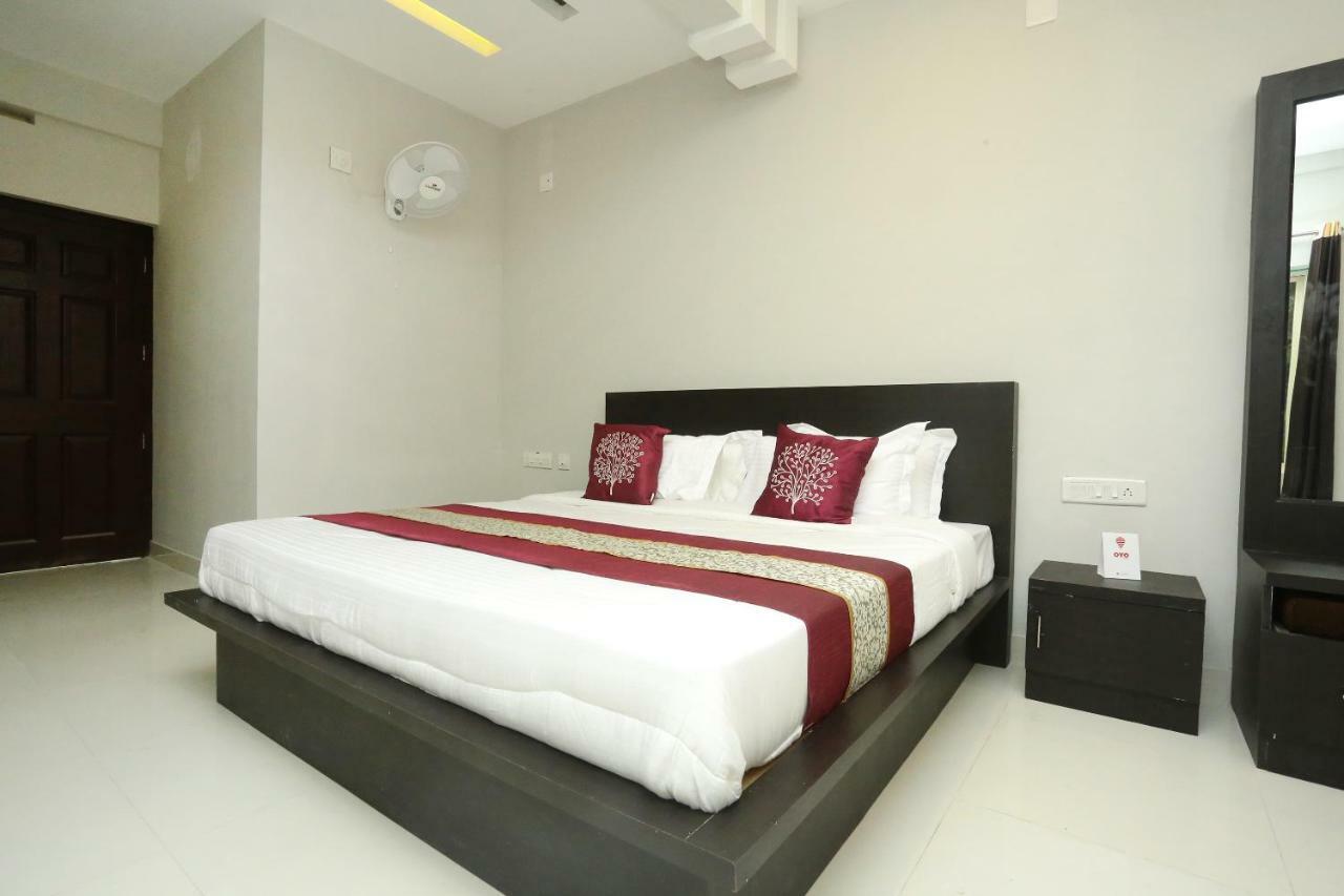 Oyo 12978 Igloo Residency Hotel Vithiri Kültér fotó