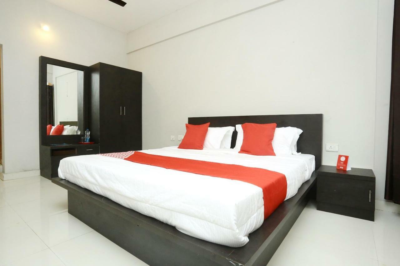 Oyo 12978 Igloo Residency Hotel Vithiri Kültér fotó
